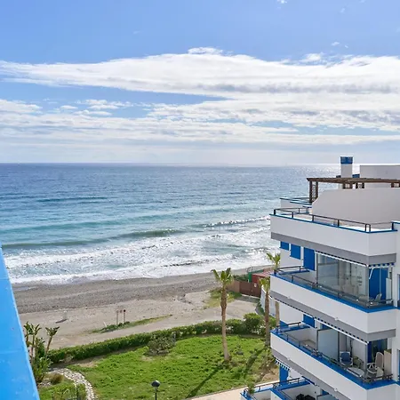 Penthouse By The Apartment *